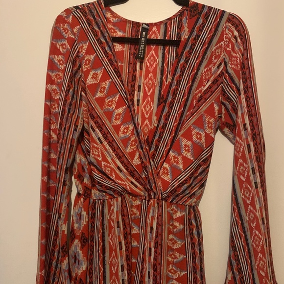 DesignLab Romper - Picture 1 of 2